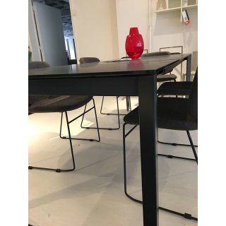 Tisch mit Drehausziehfunktion  - Abmessung:  B/T/H ca 160 (220)/95/76cm - Gestell: grau matt lackiert - Platte: Glas anthrazit satiniert